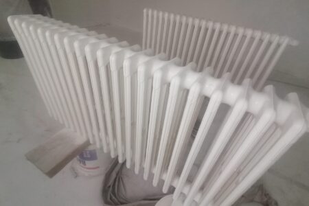 vue de près radiateur en fonte